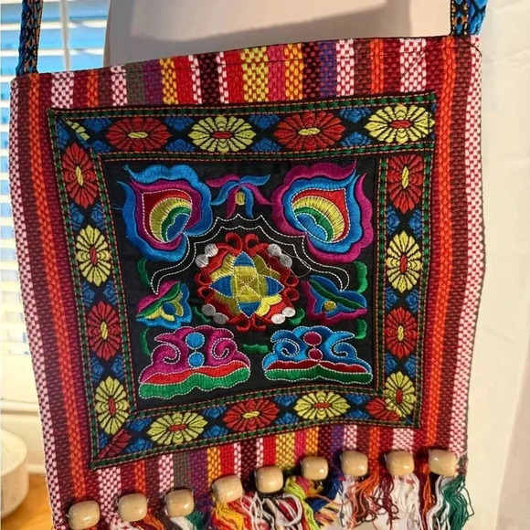 Colorful Embroidered Women Bag - Picture 2 of 7
